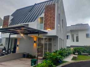 Tobacco Villa